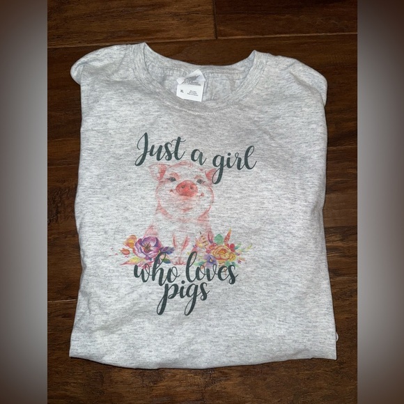 Jerzees Gray Kids Tee - Just a Girl Who Loves Pigs - Picture 1 of 3